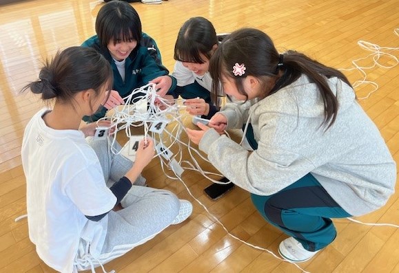 ④ (003)